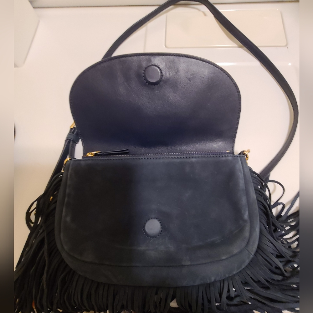 Tory Burch frindge crossbody bag - Picture 4 of 10